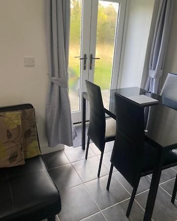 Lodge 4, The Grange, 53 High Street, Wick, Bristol Bs30 5Qq Wick  ภายนอก รูปภาพ
